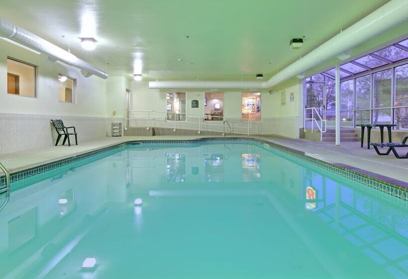 Отель Holiday Inn Express & Suites   El Dorado, An Ihg