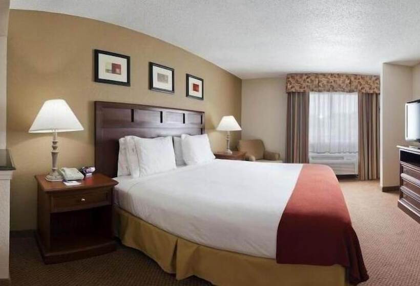 Отель Holiday Inn Express & Suites   El Dorado, An Ihg