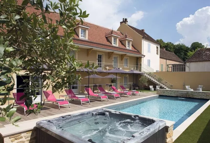 Отель Maison Doucet Relais & Châteaux