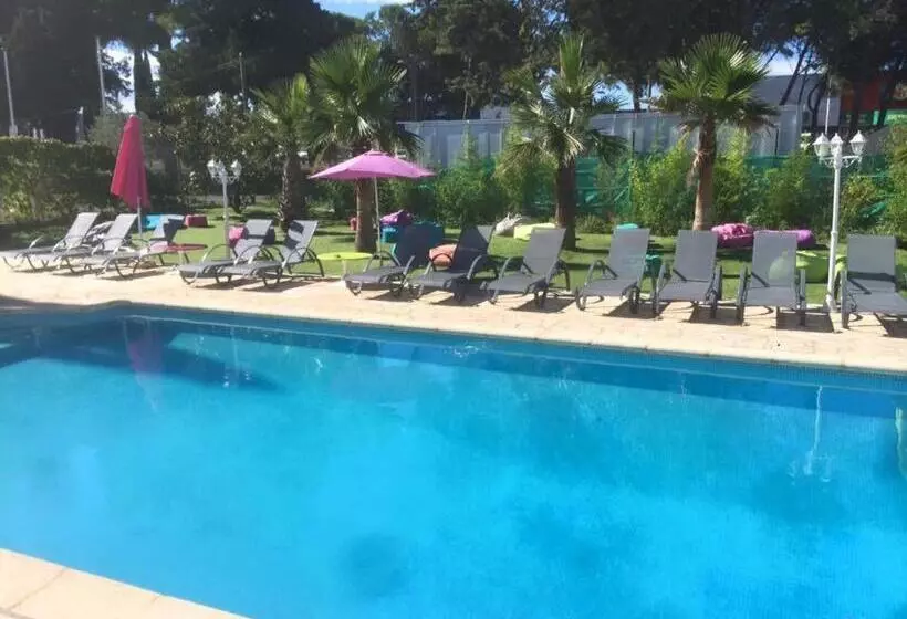 فندق & Restaurant Le Mejean Parc Des Expositions