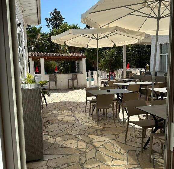 فندق & Restaurant Le Mejean   Parc Des Expositions