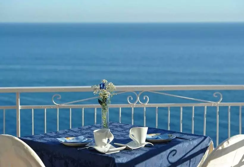 فندق Torre Saracena