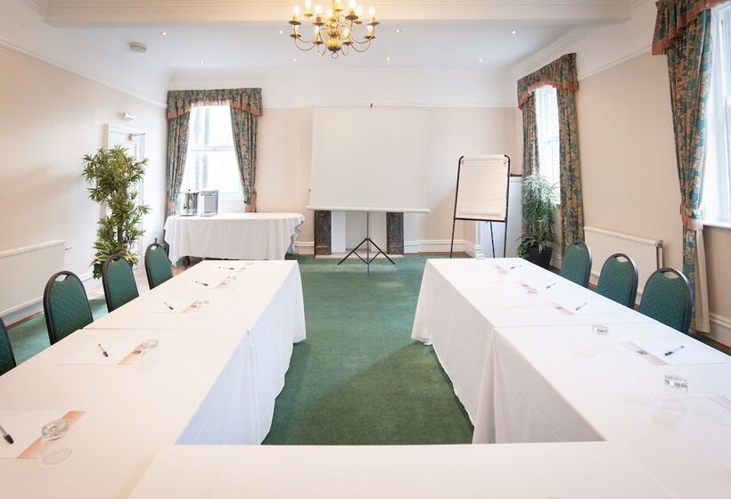 בית מלון כפרי White Hart, Exeter By Marston S Inns