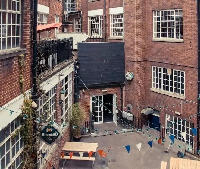 호스텔 Rock N Bowl