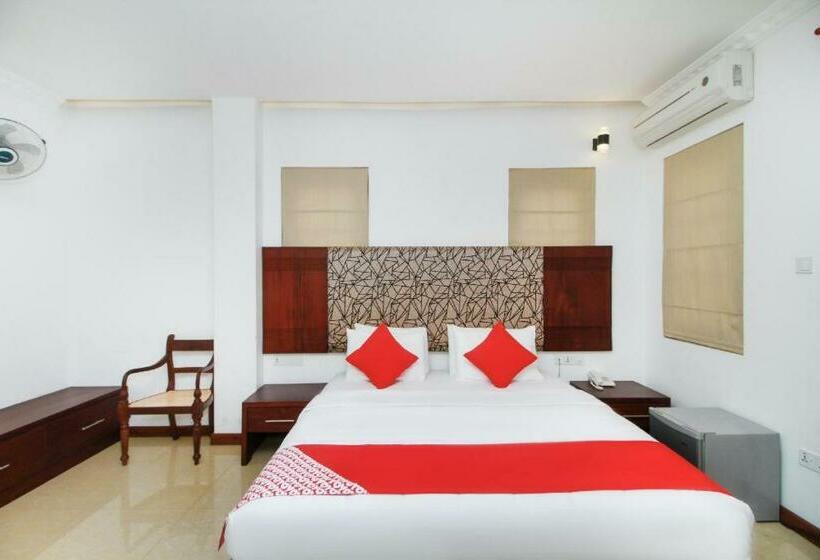 فندق Queensbury Malabe