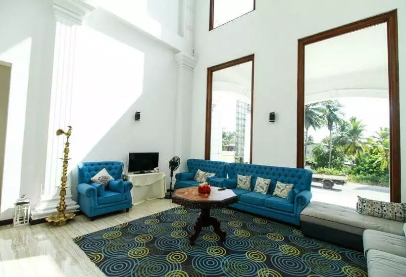 ホテル Queensbury Malabe