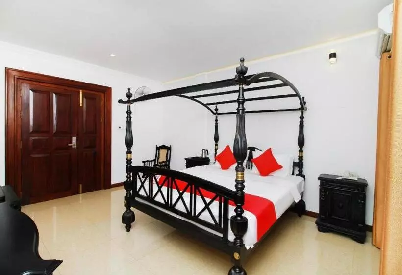 ホテル Queensbury Malabe