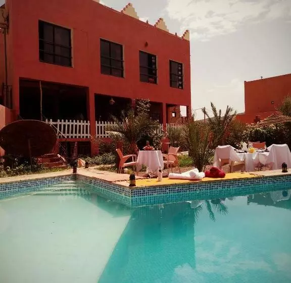 تختخواب و صبحانه Riad Hiba