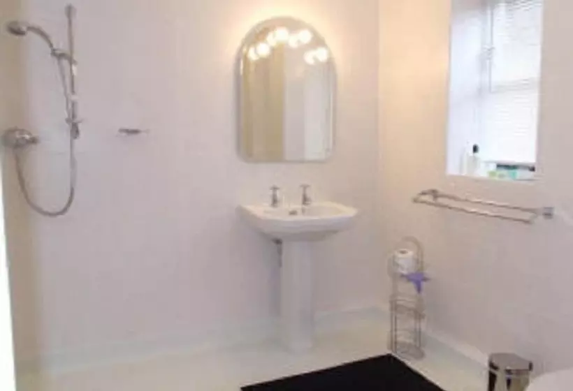 Aamiaismajoitus (B&B) Well Cottage B And B