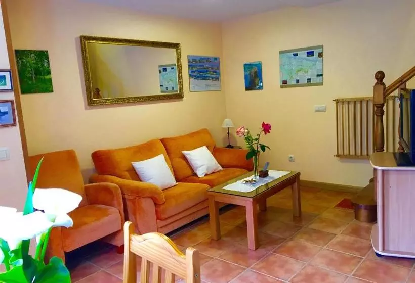 Apartamentos El Pradón De Santa Marina