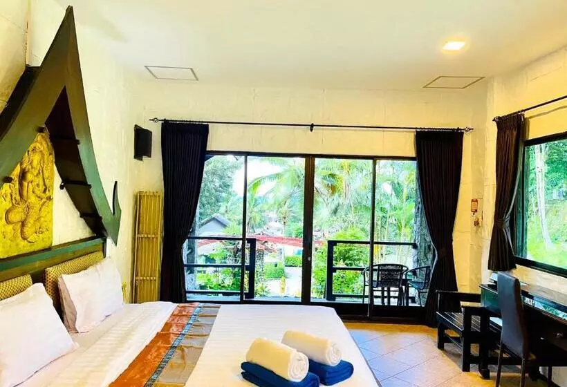 Boomerang Village Resort Kata