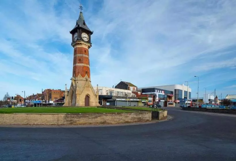 Coasters  & Apartments