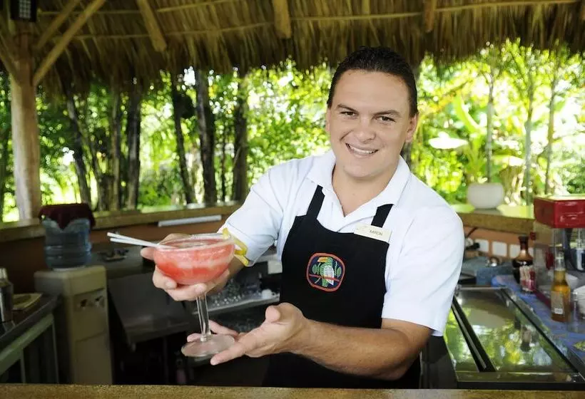 Alma Del Pacifico Hotel & Spa