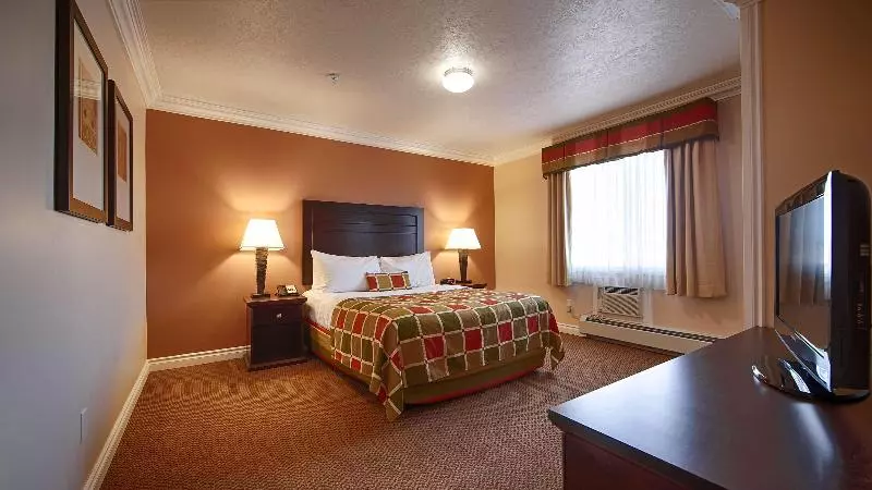 Best Western Plus Mirage Hotel And Resort