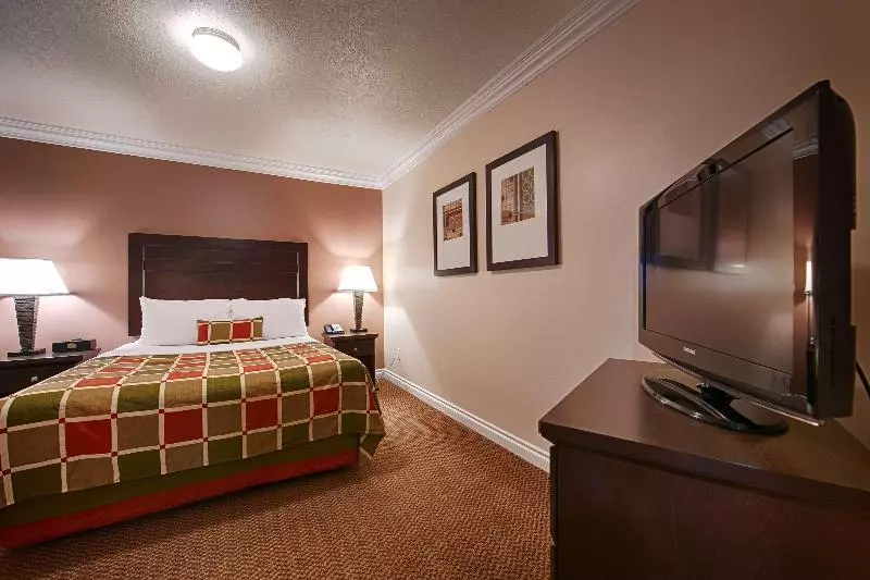 Best Western Plus Mirage Hotel And Resort