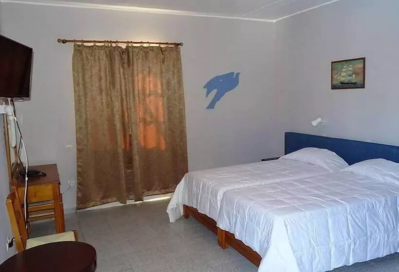 هتل Boulafendis On Alinda Beach Leros