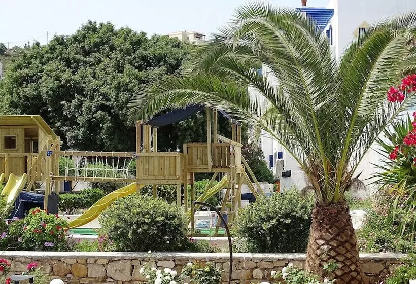 هتل Boulafendis On Alinda Beach Leros