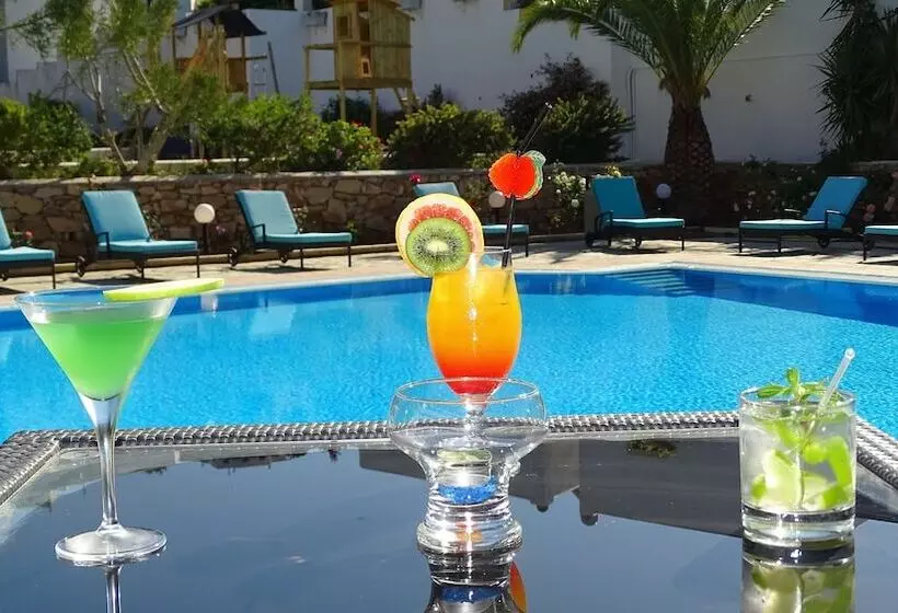 هتل Boulafendis On Alinda Beach Leros