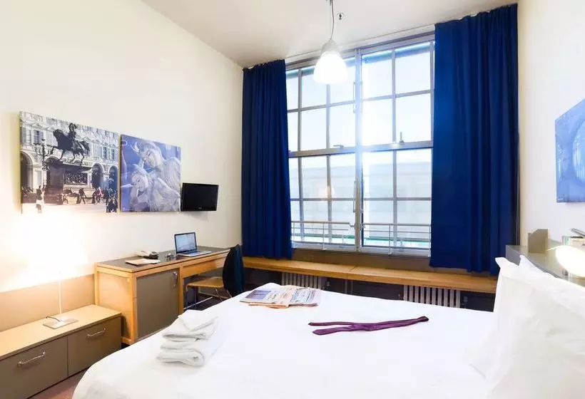 Hotelli Camplus Guest Lingotto Casa Per Ferie