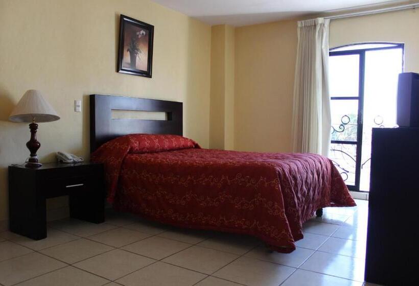 فندق Conquistadores