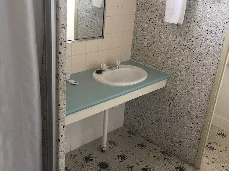 호텔 Econo Lodge Park Lane