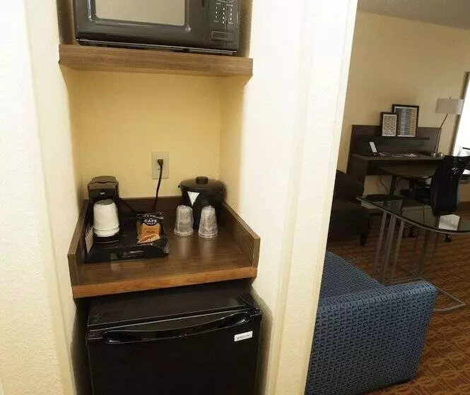 Отель Fairfield Inn And Suites By Marriott Nashville Smyrna