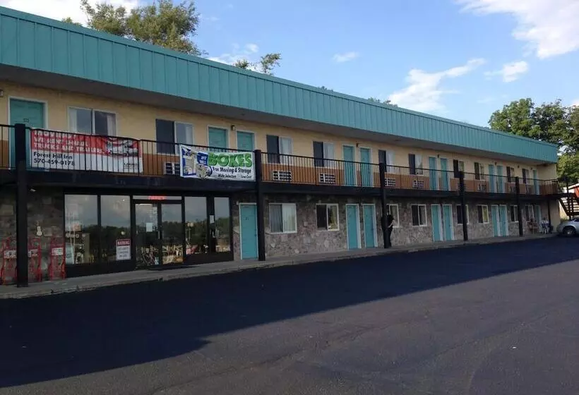 ホテル Super 8 By Wyndham Hazleton