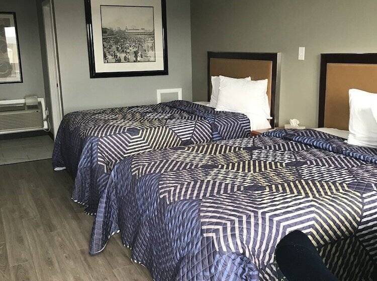 בית מלון כפרי Super 8 By Wyndham Hazleton