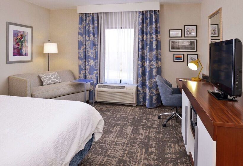 בית מלון כפרי Hampton Inn & Suites Wilmington