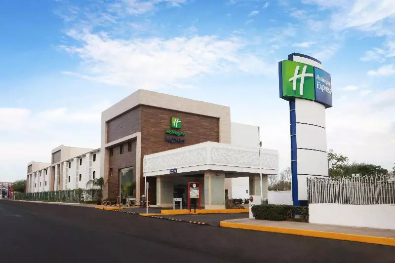 Hôtel Holiday Inn Express Piedras Negras, An Ihg