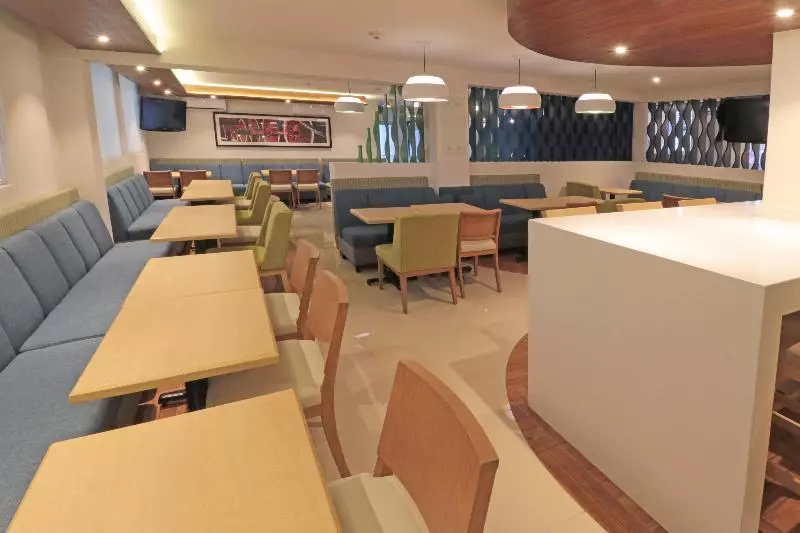 Hôtel Holiday Inn Express Piedras Negras, An Ihg