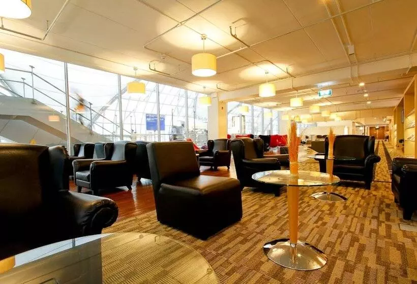 Hotel Miracle Transit