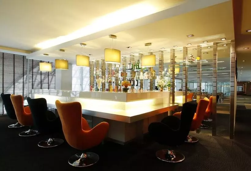 Hotel Miracle Transit