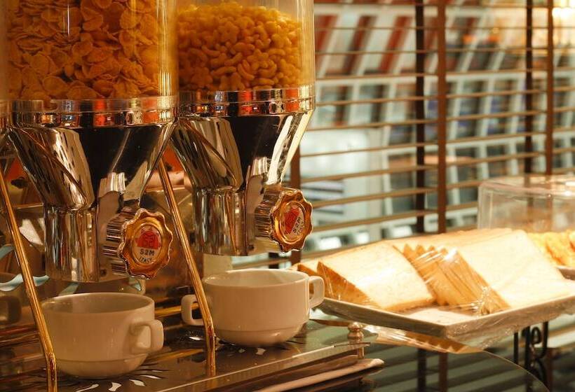 בית מלון כפרי Miracle Transit