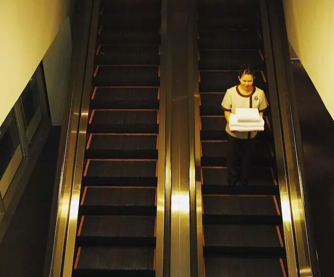 Hotel Miracle Transit