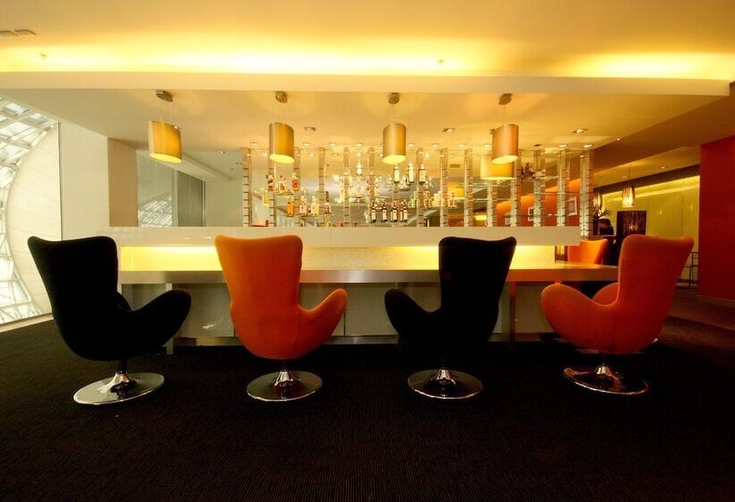 בית מלון כפרי Miracle Transit