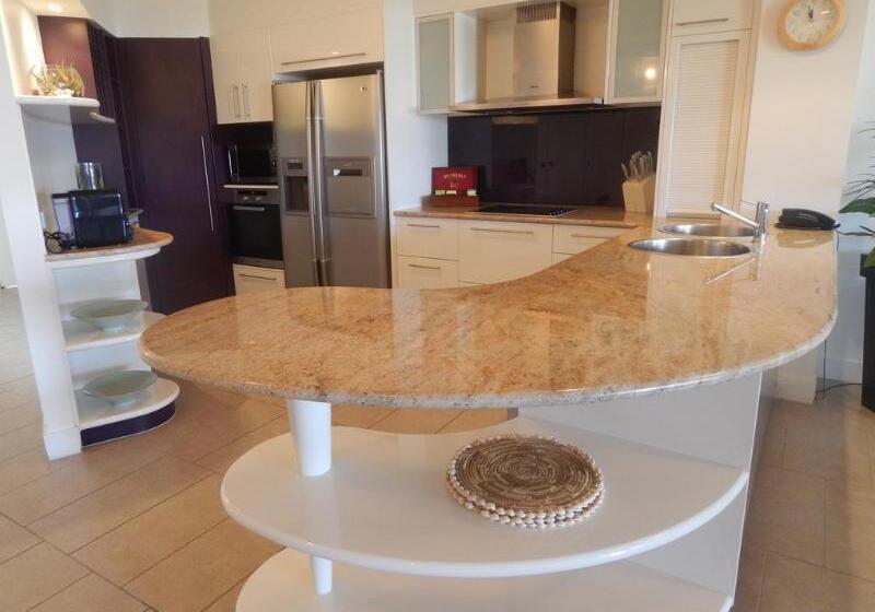 호텔 Pavillions On 1770