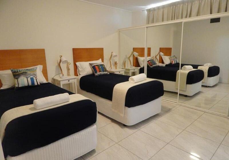 호텔 Pavillions On 1770