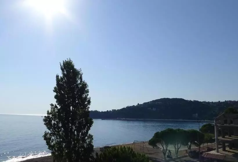 ホテル Poros House