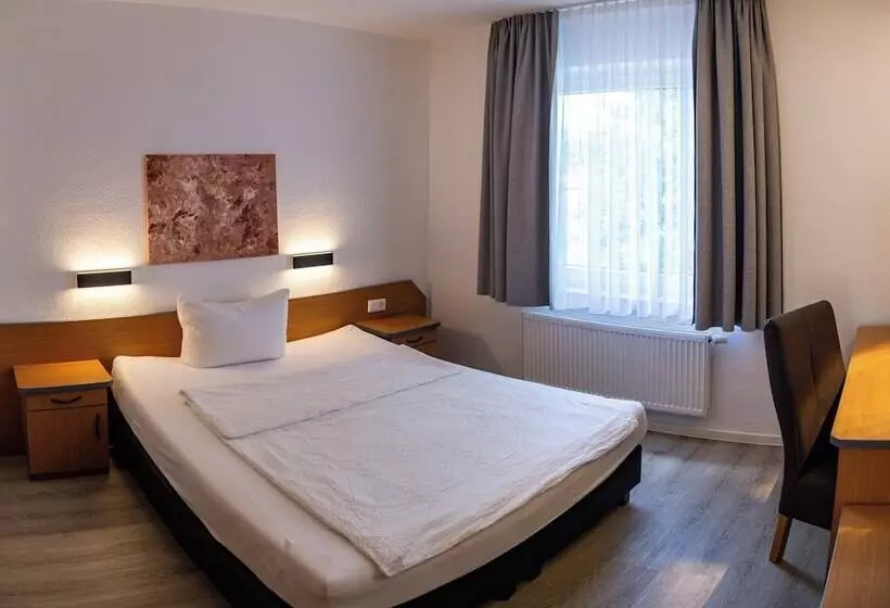 Отель Schmidt Garni