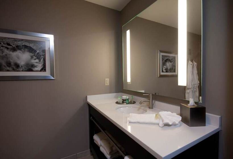 The Giacomo, Ascend Hotel Collection