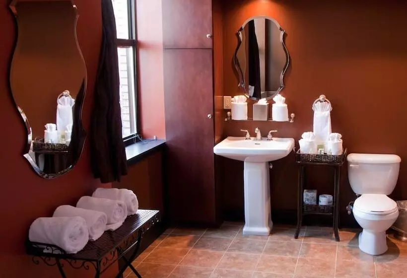 The Giacomo, Ascend Hotel Collection