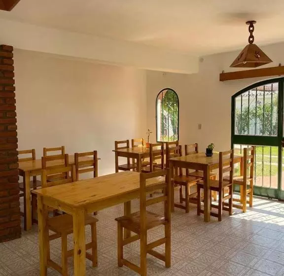 پانسیون Hosteria El Parral