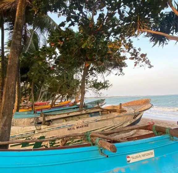 ペンション Sujatha Villa Paradise