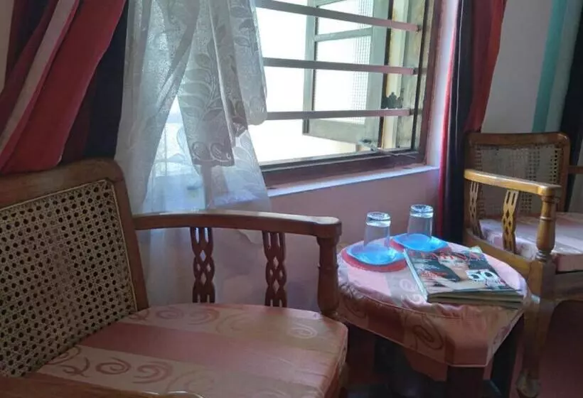 ペンション Sujatha Villa Paradise