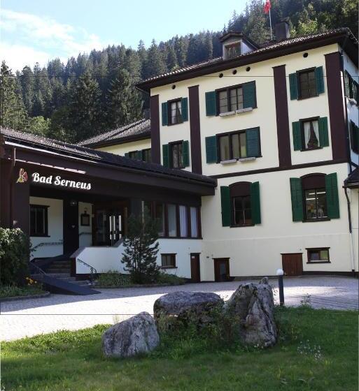 호텔 Bad Serneus