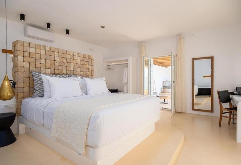 Anna Platanou Suites