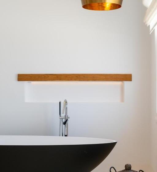 Anna Platanou Suites