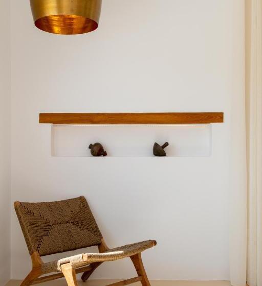 Anna Platanou Suites