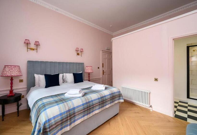 ベッドアンドブレックファースト Queen Charlotte Guesthouse